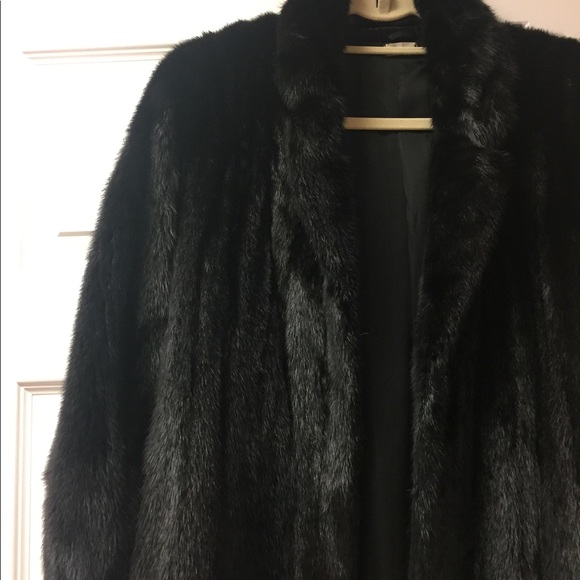 Authentic Black female full length mink coat - Picture 2 of 2